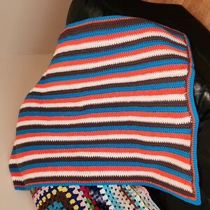 Crochet throw lap blanket